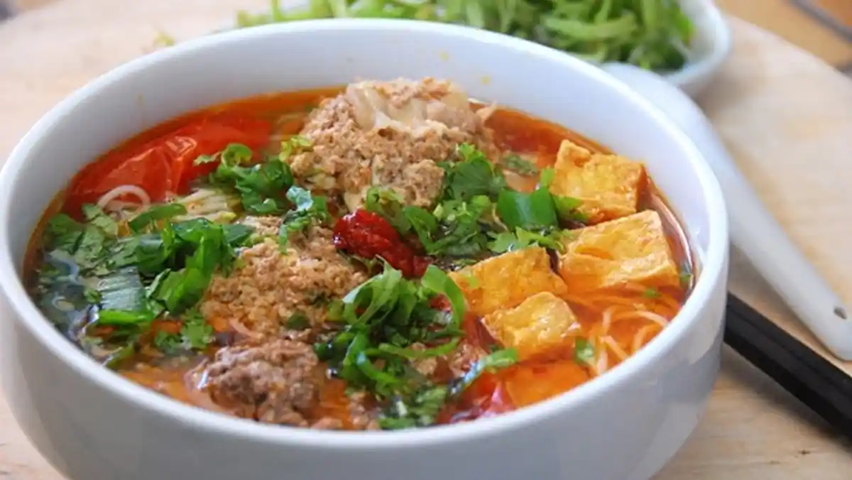 Bún riêu cua nhà làm