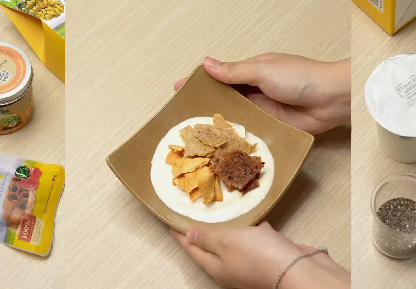 Sữa Chua Hy Lạp Mix Trái Cây Sấy DannyGreen
